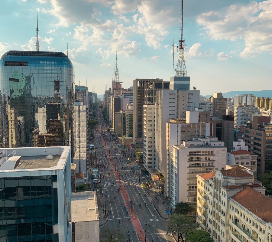 photo-1572894234976-d961418c709d